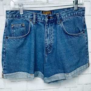Vintage high waist TCFS mom jean shorts cuffed medium wash size 11